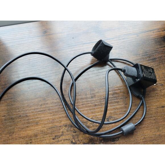 Google Chromecast H2G2-42 USB-C Streaming Service Unit w/Extender and Power Plug - Picture 6 of 6